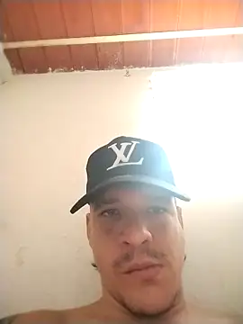 Guasonrico007 online show from February 2026 09:42:01 PM