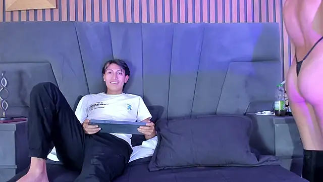 MarcoAndAllice online show from May 2026 05:13:01 AM