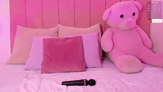 Snapshot of ween_sheng_ chatting on April 2026 01:41:01 PM ween sheng online show from April 2026 01:41:01 PM