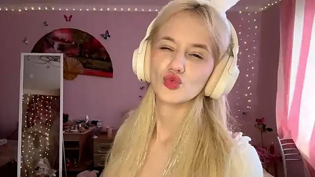 MelissaZaria online show from April 2026 06:38:02 AM