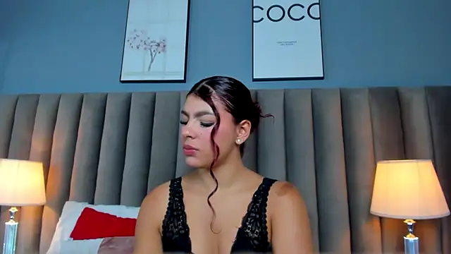 LolaSteven online show from March 2026 08:25:02 PM