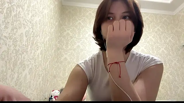 Snapshot of TrueViva chatting on April 2026 02:50:01 PM TrueViva online show from April 2026 02:50:01 PM