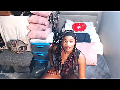 Snapshot of alanalaurent15 chatting on February 2026 09:05:01 AM alanalaurent15 online show from February 2026 09:05:01 AM