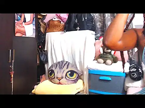 Snapshot of alanalaurent15 chatting on March 2026 08:44:02 AM alanalaurent15 online show from March 2026 08:44:02 AM