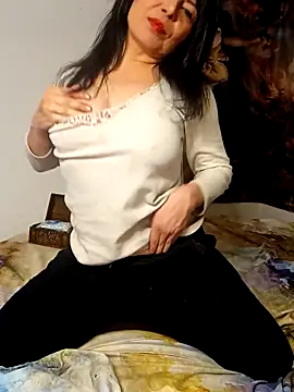 MadamBell online show from March 2026 03:17:01 PM