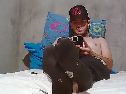 Master 977 online show from February 2026 12:16:02 AM