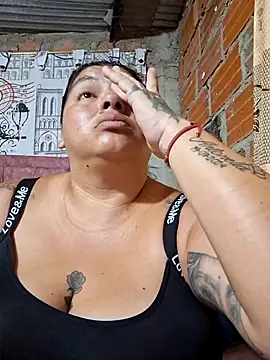 Snapshot of Juli_Powl chatting on March 2026 12:26:02 AM Juli Powl online show from March 2026 12:26:02 AM