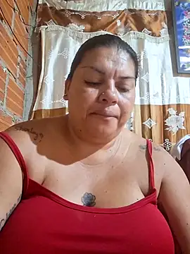 Snapshot of Juli_Powl chatting on March 2026 12:53:01 PM Juli Powl online show from March 2026 12:53:01 PM