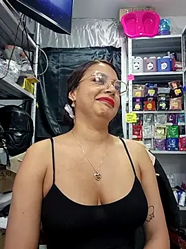 Snapshot of Ana__victoriaa chatting on May 2026 09:12:02 PM Ana victoriaa online show from May 2026 09:12:02 PM