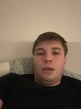 Snapshot of benab888 chatting on March 2026 04:07:02 AM benab888 online show from March 2026 04:07:02 AM