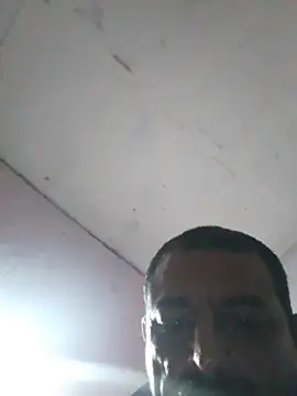 Snapshot of cobrosdepagos chatting on April 2026 08:32:01 AM cobrosdepagos online show from April 2026 08:32:01 AM