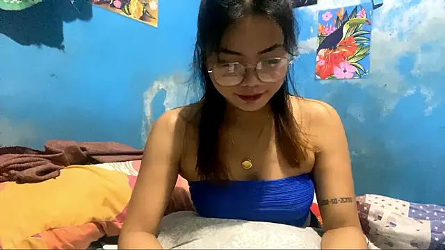 Snapshot of KrishnaCarridine chatting on February 2026 03:27:02 AM KrishnaCarridine online show from February 2026 03:27:02 AM