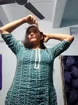 Snapshot of Anushka_Singh0 chatting on March 2026 04:13:01 PM Anushka Singh0 online show from March 2026 04:13:01 PM