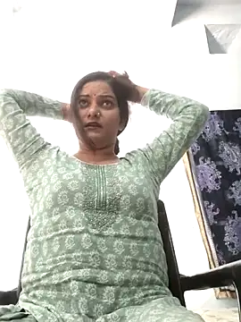 Anushka Singh0 online show from May 2026 06:41:01 AM