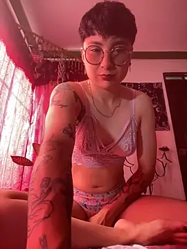 bloomroma online show from April 2026 02:00:02 PM