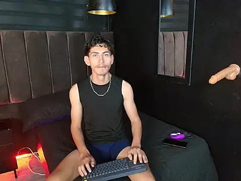 skinny jean  online show from March 2026 08:23:01 PM