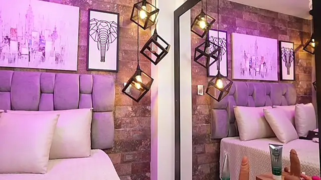 Snapshot of Celeste_Urgirl chatting on March 2026 01:07:02 PM Celeste Urgirl online show from March 2026 01:07:02 PM