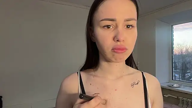 Snapshot of Salamandravantelo chatting on March 2026 03:45:01 PM Salamandravantelo online show from March 2026 03:45:01 PM