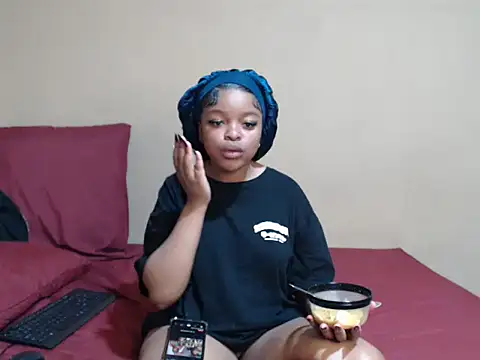 Snapshot of KinkyPxx chatting on June 2026 05:13:02 AM KinkyPxx online show from June 2026 05:13:02 AM