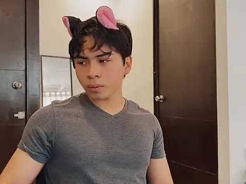 BentoBoxxx online show from March 2026 05:52:01 PM