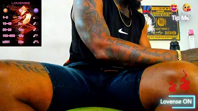 Snapshot of ZIANY_25CM chatting on March 2026 05:41:01 PM ZIANY 25CM online show from March 2026 05:41:01 PM