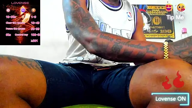 Snapshot of ZIANY_25CM chatting on March 2026 10:42:01 PM ZIANY 25CM online show from March 2026 10:42:01 PM