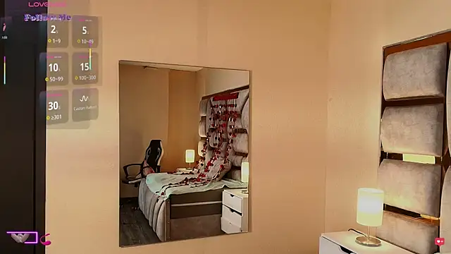 Anya Volker online show from February 2026 12:27:01 PM