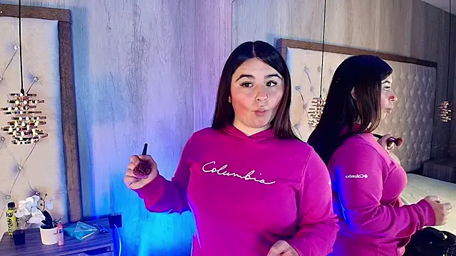 Anya Volker online show from March 2026 01:07:02 PM