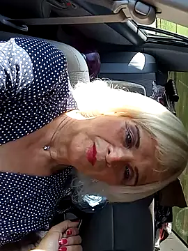 Snapshot of dustbunny64 chatting on August 2026 03:43:02 PM dustbunny64 online show from August 2026 03:43:02 PM
