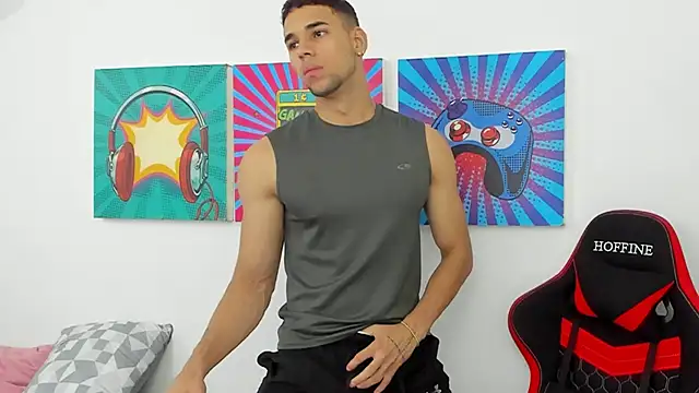 Snapshot of Thomas_walker14 chatting on March 2026 12:49:01 PM Thomas walker14 online show from March 2026 12:49:01 PM