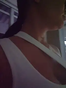 Snapshot of Roma_xxx chatting on March 2026 10:20:01 PM Roma xxx online show from March 2026 10:20:01 PM