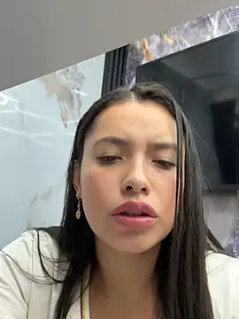 Miss Bella Flame online show from July 2026 02:34:02 PM