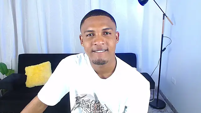 MaxCum18  online show from February 2026 01:29:01 PM