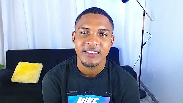 MaxCum18  online show from February 2026 01:43:01 PM