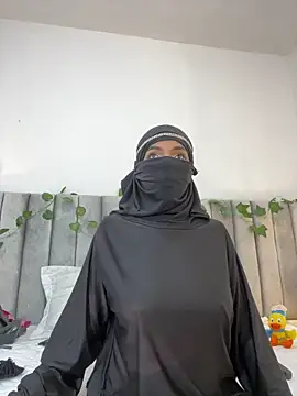 aminaa  online show from March 2026 06:44:01 PM