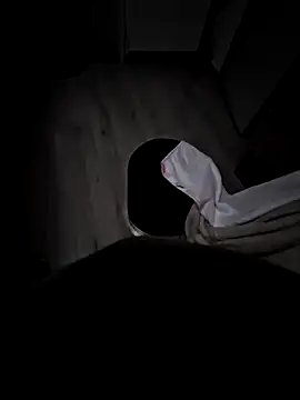 queenandkingpleasure online show from March 2026 01:12:01 AM