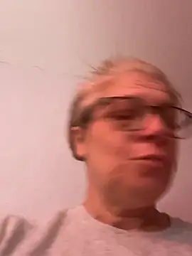 ShawtyThickGilf online show from February 2026 02:40:01 AM