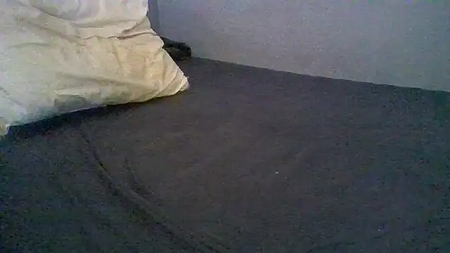BonneQueueBonjour online show from May 2026 03:48:01 AM