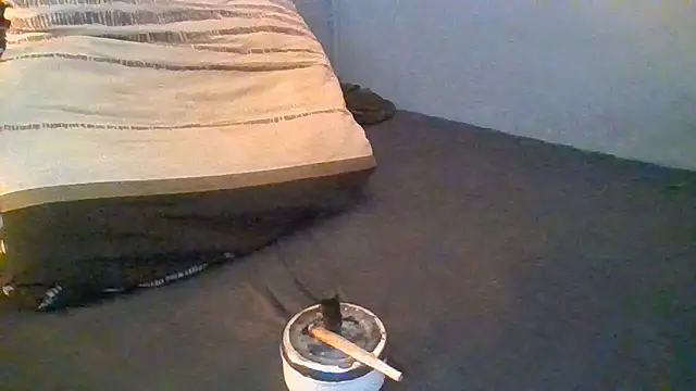 BonneQueueBonjour online show from May 2026 08:37:02 PM