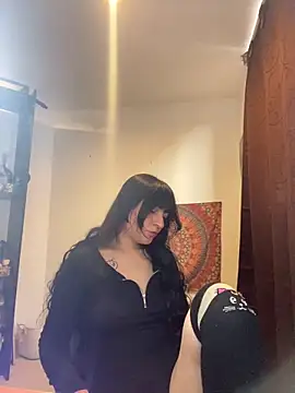 Snapshot of Abril_Thompson221 chatting on April 2026 10:48:01 PM Abril Thompson221 online show from April 2026 10:48:01 PM