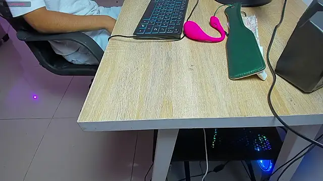 sky honey online show from March 2026 08:23:02 PM