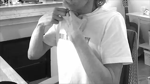 irohsako online show from February 2026 07:32:02 PM