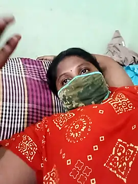 Snapshot of tamilkaviya431 chatting on April 2026 05:22:01 AM tamilkaviya431 online show from April 2026 05:22:01 AM