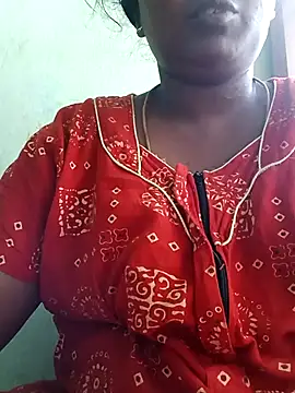 Snapshot of tamilkaviya431 chatting on April 2026 01:52:02 AM tamilkaviya431 online show from April 2026 01:52:02 AM
