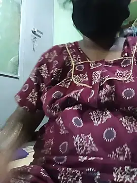 Snapshot of tamilkaviya431 chatting on May 2026 11:43:02 PM tamilkaviya431 online show from May 2026 11:43:02 PM
