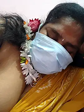 Snapshot of kavinisha chatting on March 2026 04:22:02 PM kavinisha online show from March 2026 04:22:02 PM