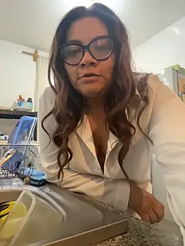 Snapshot of ludmila_x chatting on May 2026 02:11:01 PM ludmila x online show from May 2026 02:11:01 PM