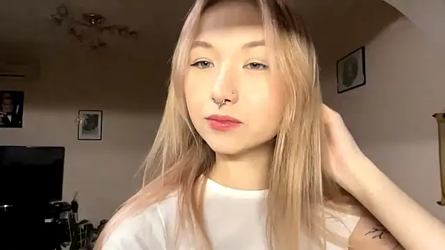 PinkTraible online show from March 2026 11:22:02 AM