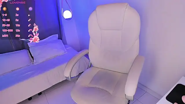 Snapshot of Irisbeel chatting on March 2026 05:12:02 AM Irisbeel online show from March 2026 05:12:02 AM