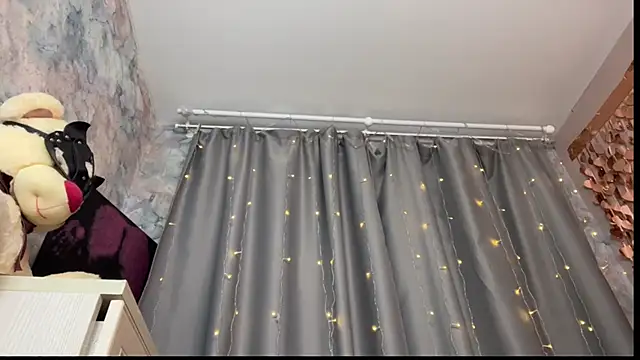 riierra online show from April 2026 07:09:01 AM